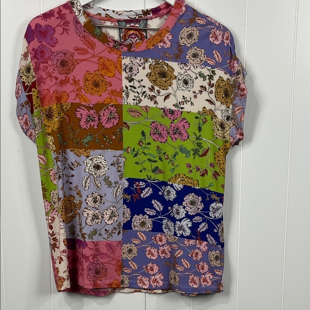Johnny Was Multicolor Patchwork Tee S Vibrant Colors Banded Crewneck Soft EUC